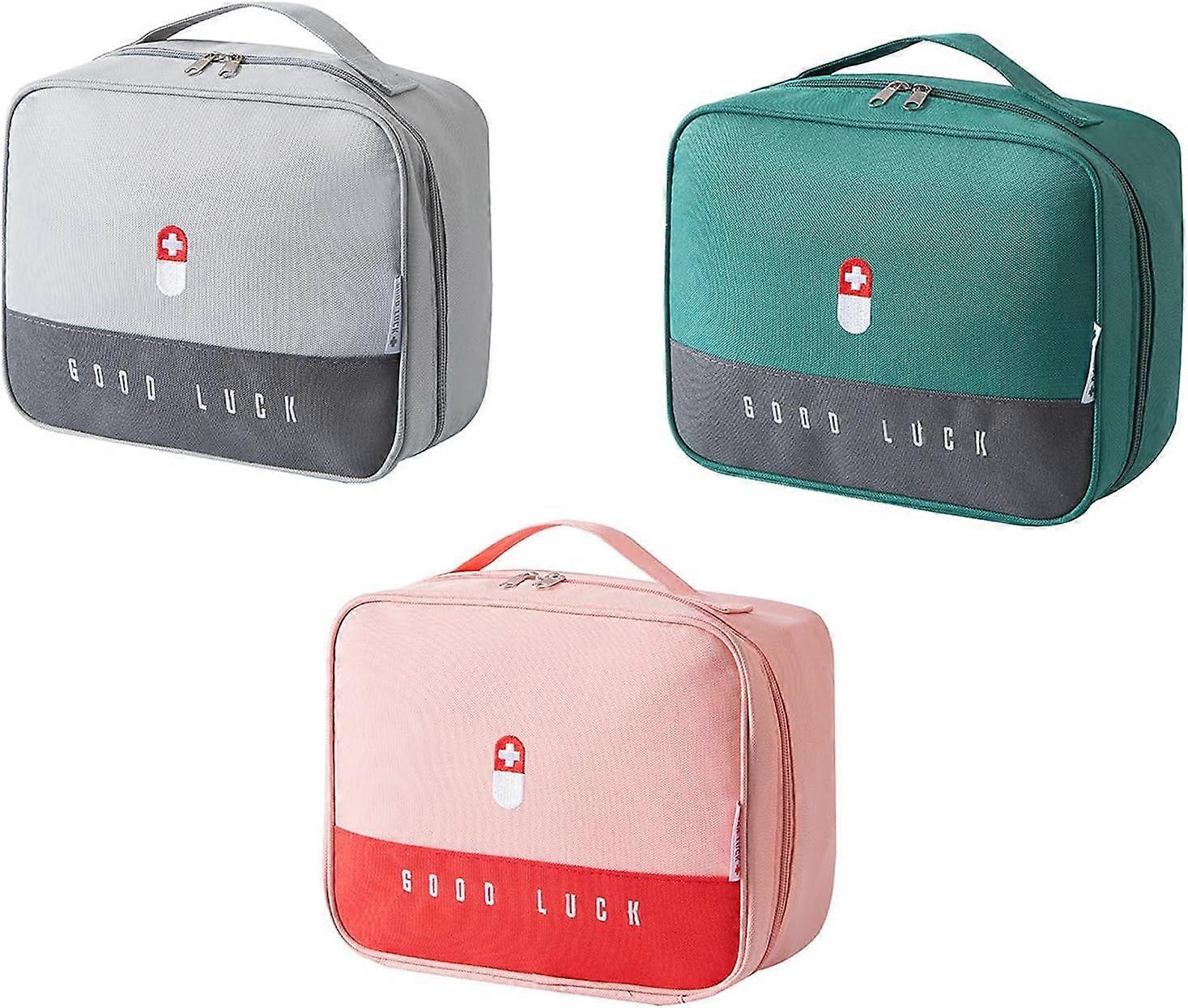 opakowania tabletek przeciwbólowych w przezroczystej torebce w bagażu podręcznym